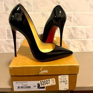 Loubotin So Kates *Black*